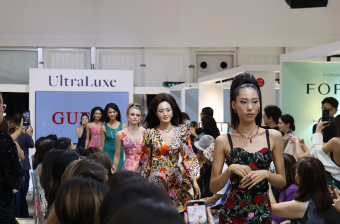 GUESS na festivale UltraLuxe 2023 1